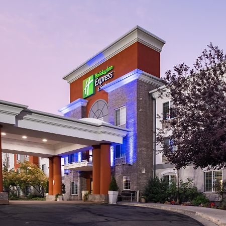 Holiday Inn Express Hotel & Suites Evanston By Ihg Экстерьер фото