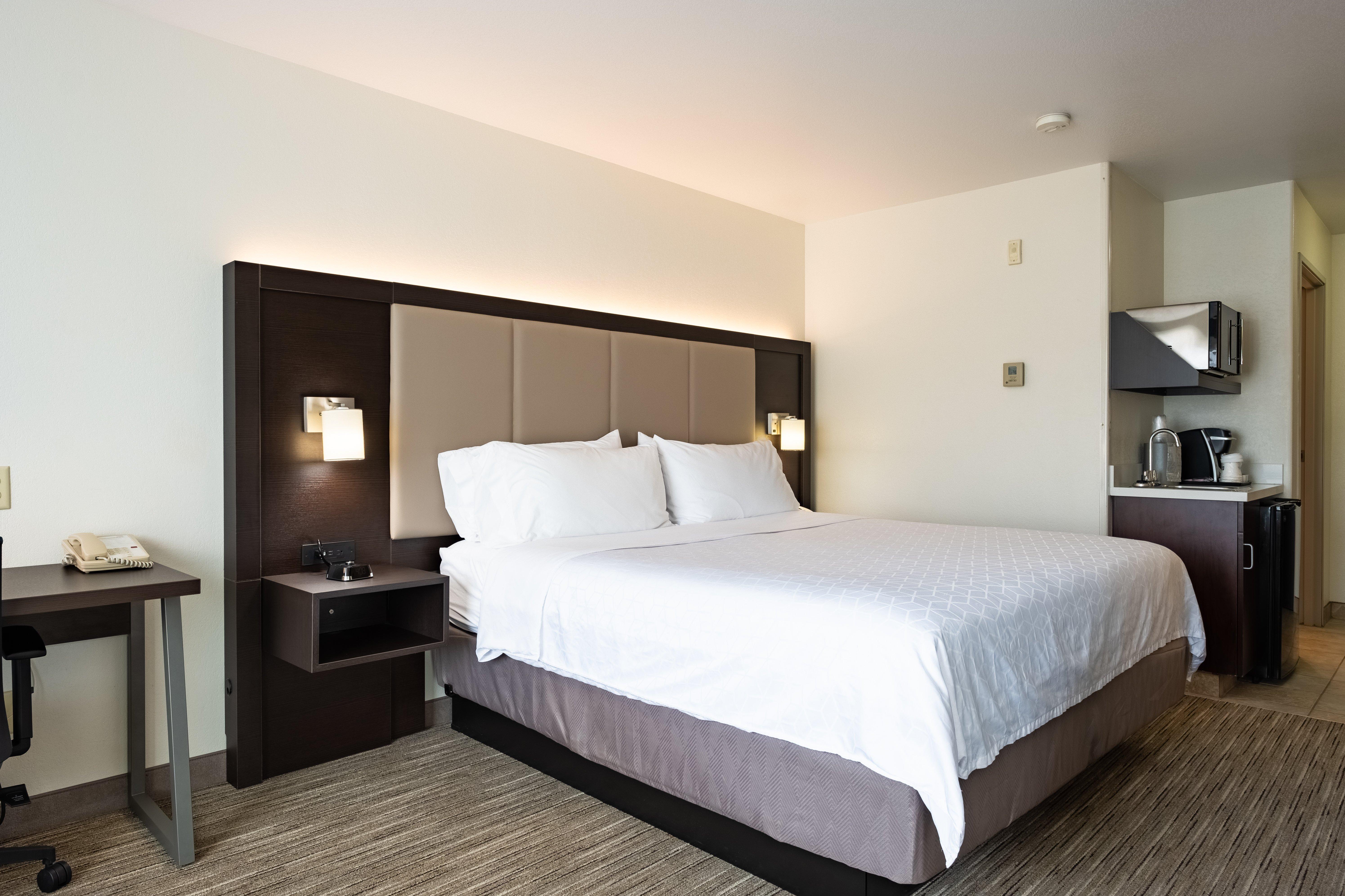 Holiday Inn Express Hotel & Suites Evanston By Ihg Экстерьер фото