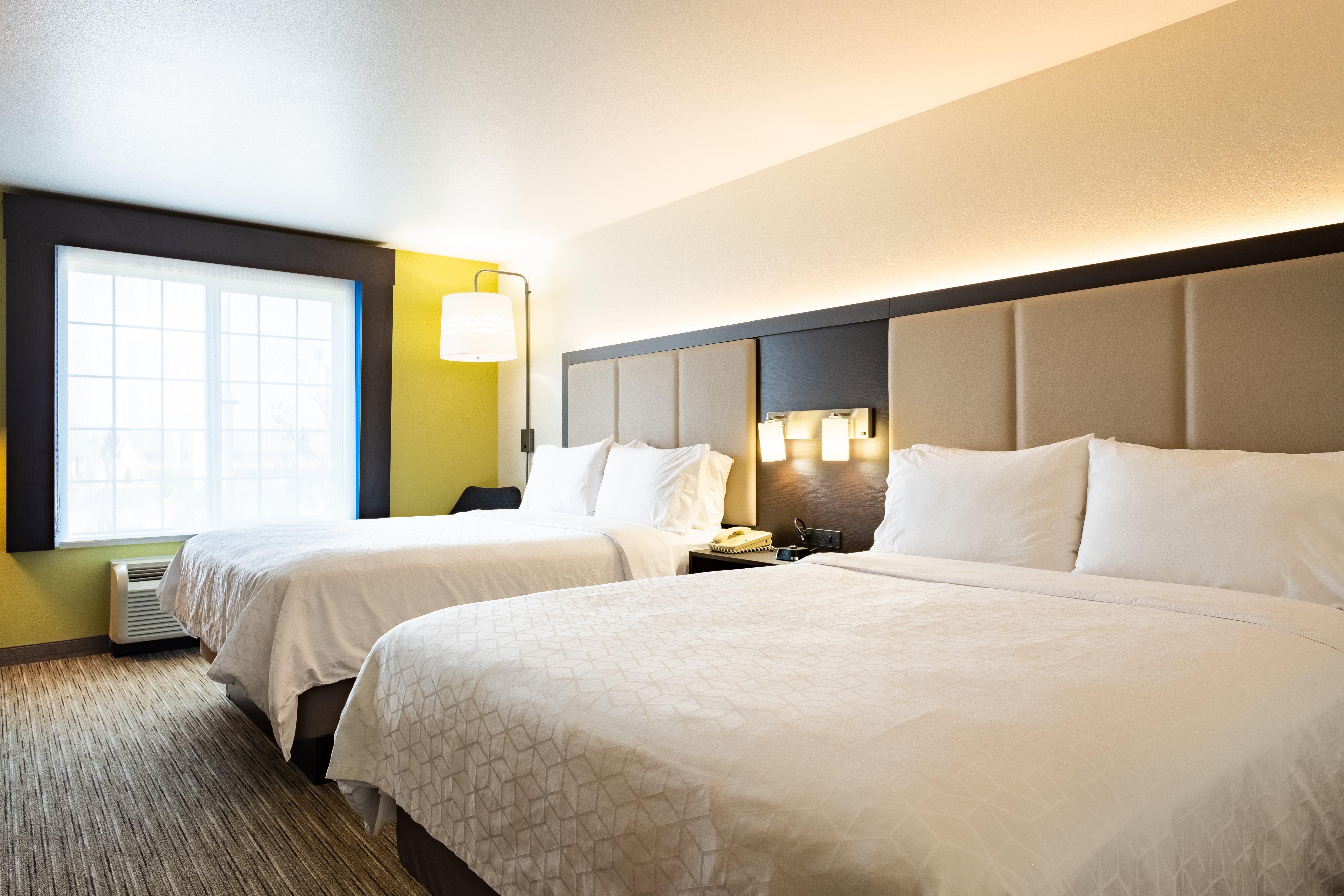 Holiday Inn Express Hotel & Suites Evanston By Ihg Экстерьер фото